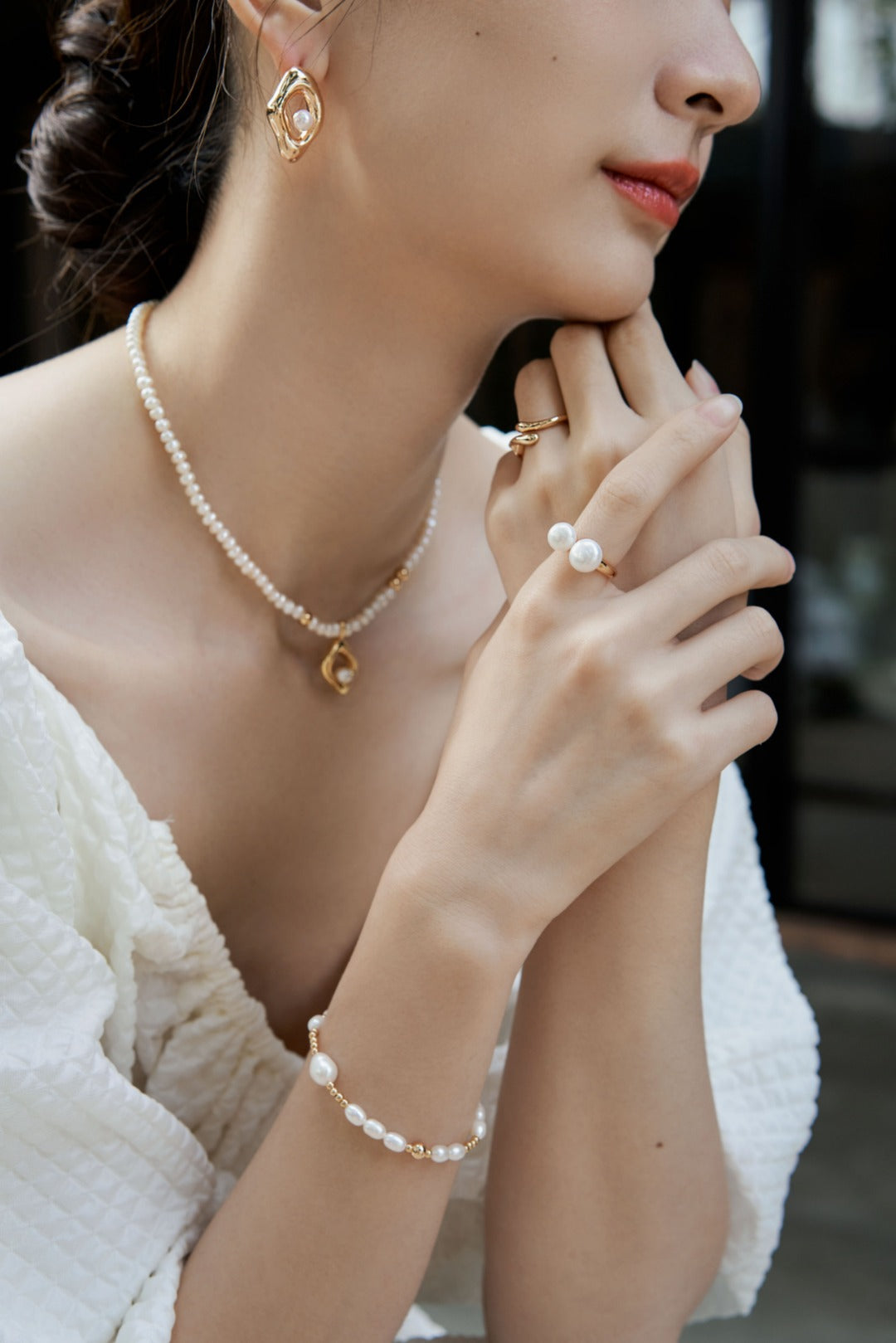 How to Wear Freshwater Pearl Jewelry Without Looking Overdressed (And How to Keep It Looking Its Best)