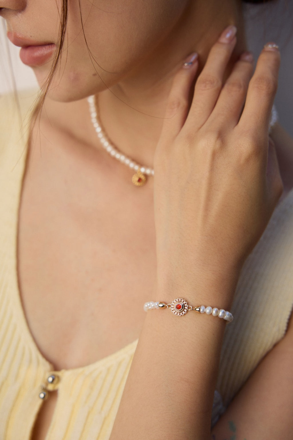 925 Sterling Silver Pearl and Agate Adjustable Bracelet