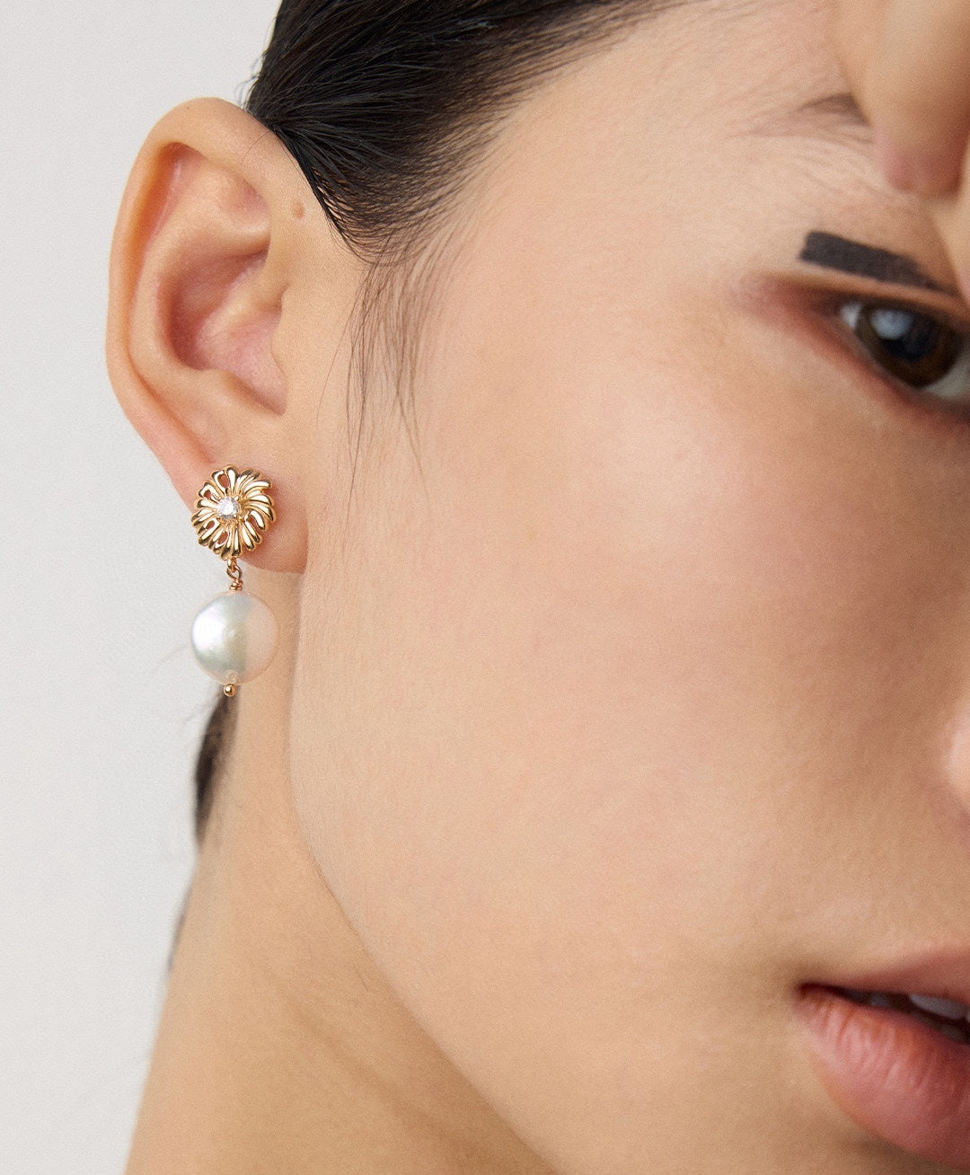 925 Sterling Silver Pearl and Cubic Zirconia Floral Drop Earrings