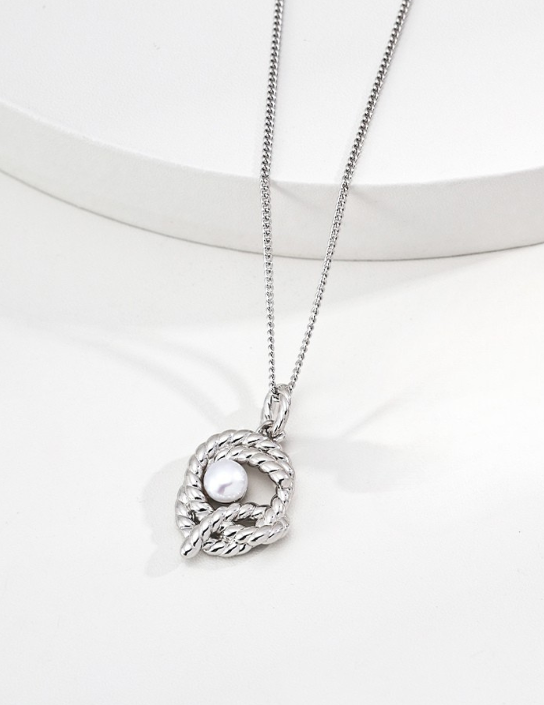 925 sterling silver pendant necklace in silver
