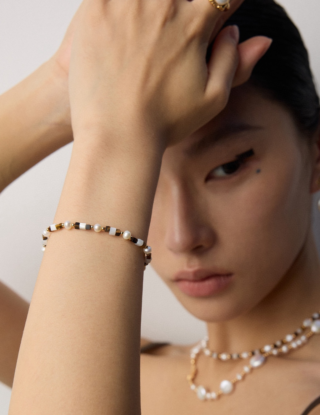 925 Sterling Silver Pearl, Mother of Pearl and Tiger’s Eye Necklace