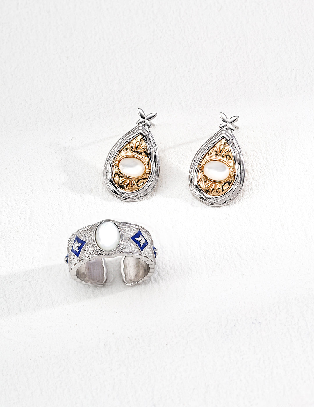 925 Sterling Silver Vintage Lapis Lazuli, Mother of Pearl and Blue Enamel Ring, product view 7