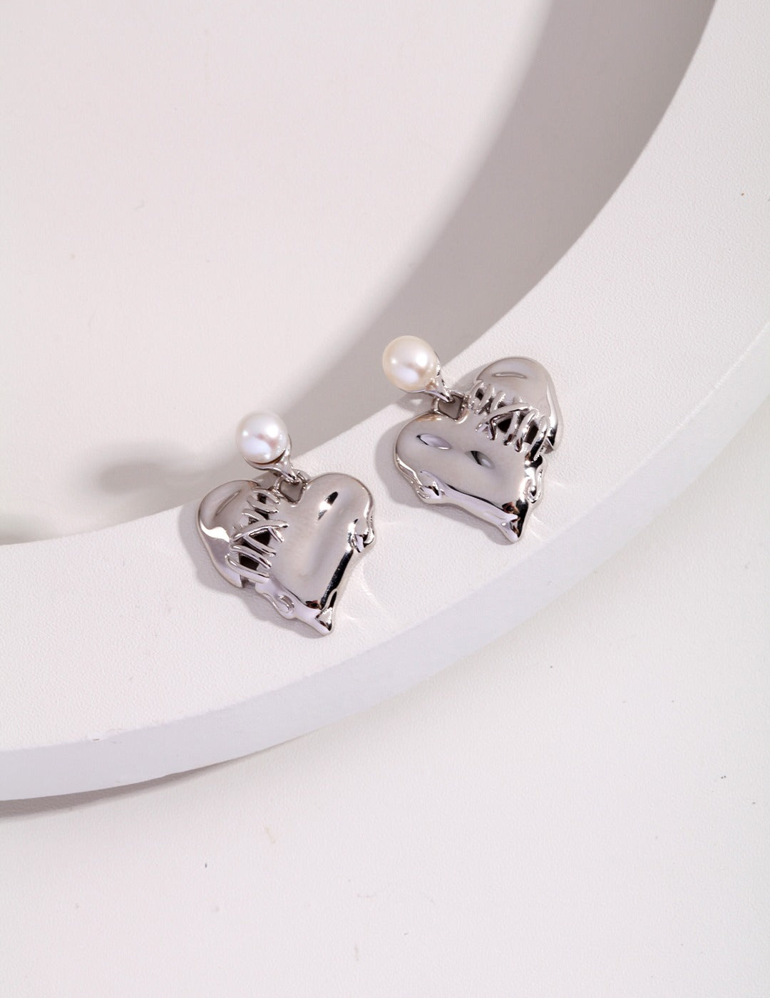925 Sterling Silver Heart Natural Pearl Earrings, product view 10