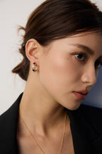 925 Sterling Silver Vintage Natural Pearl and Black Agate Earrings, product view 10