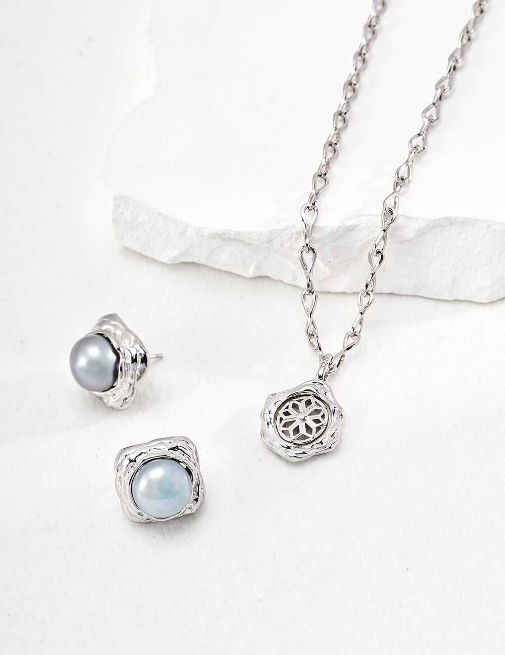 925 Sterling Silver Pearl Grey-White Pearl Earrings, product view 7