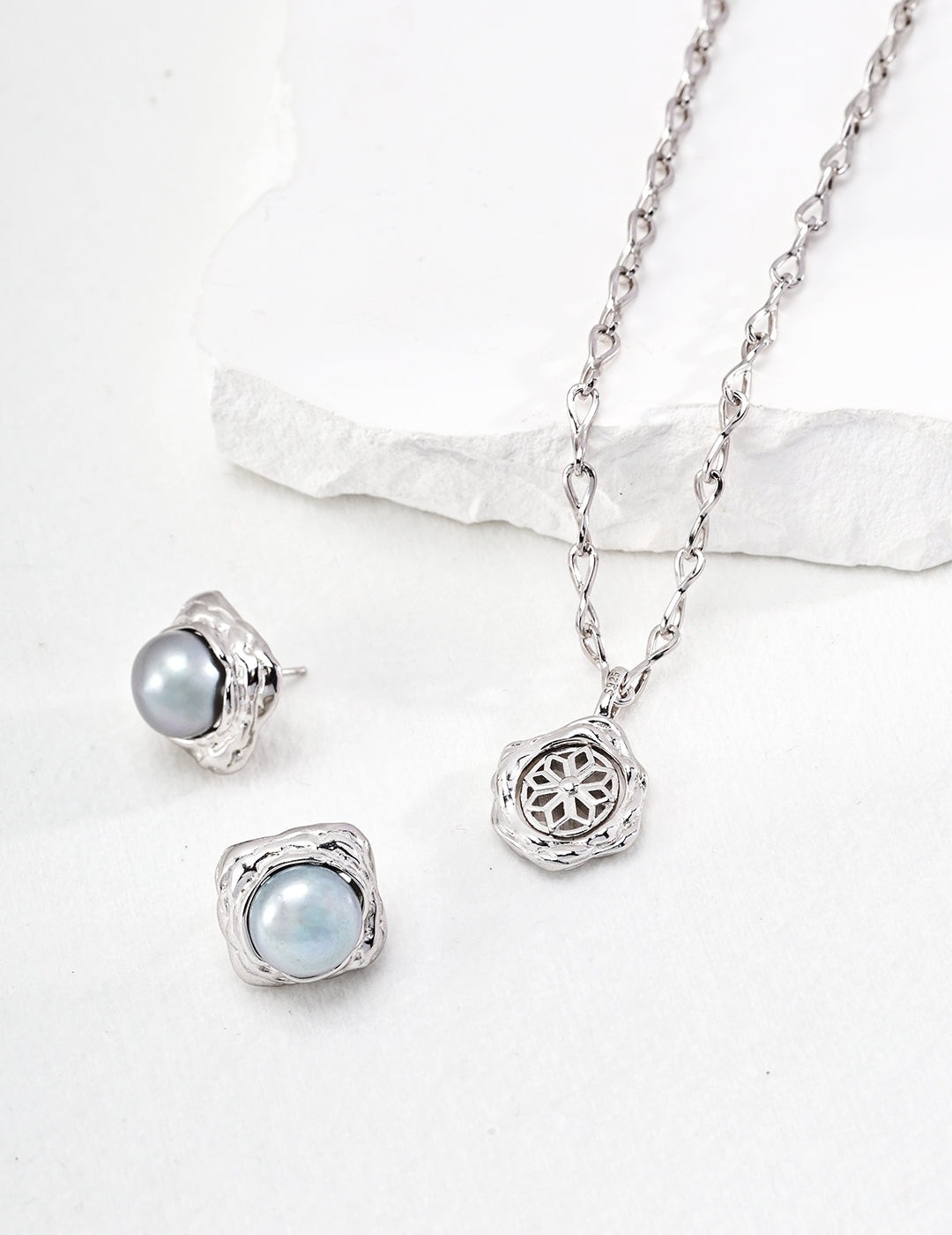 925 Sterling Silver Pearl Grey-White Pearl Earrings, product view 7