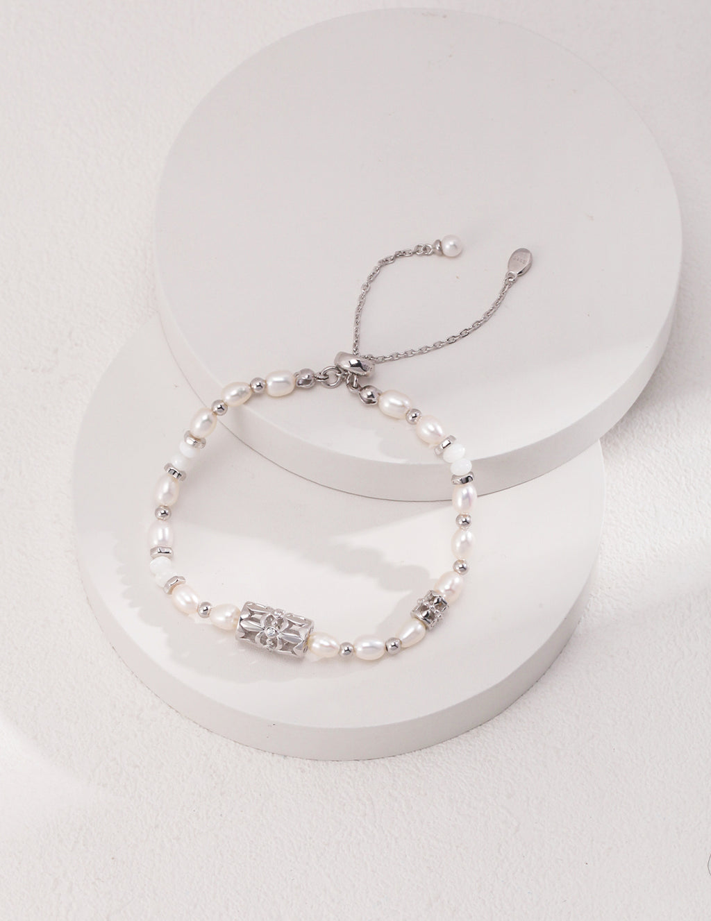 925 Sterling Silver Natural Pearl, Mother of Pearl and Black Agate Bracelet, product view 9