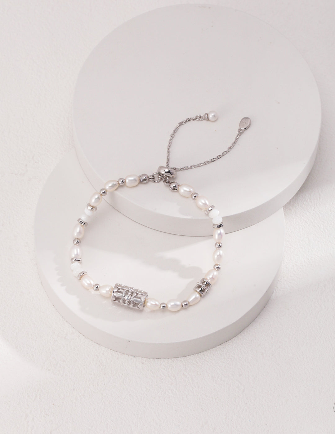 925 Sterling Silver Natural Pearl, Mother of Pearl and Black Agate Bracelet, product view 9