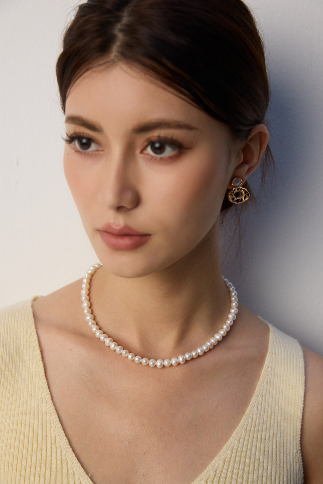925 Sterling Silver Vintage Mother of Pearl Earrings, product view 8