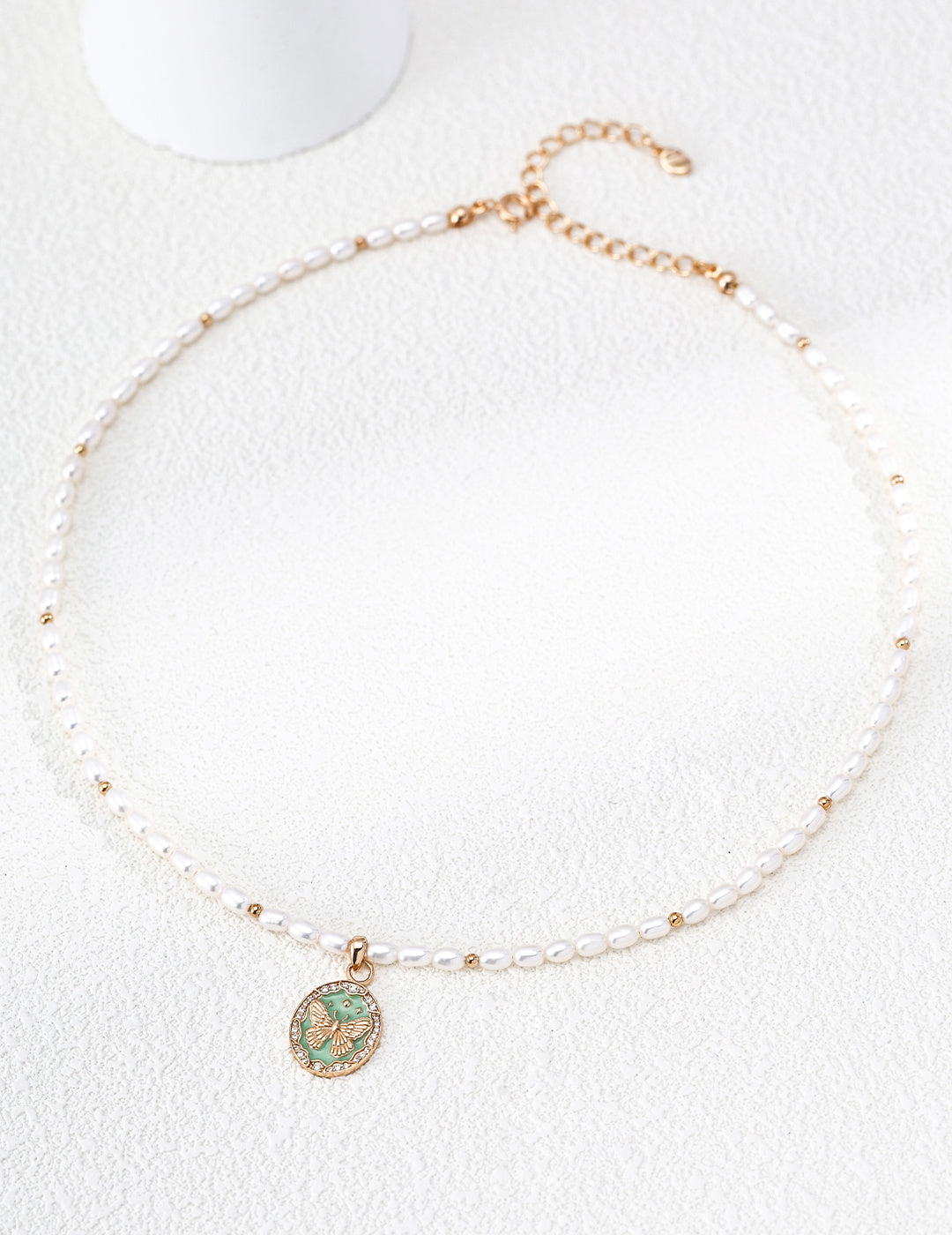 925 Sterling Silver Four-Leaf Pearl Pendant Necklace, side view
