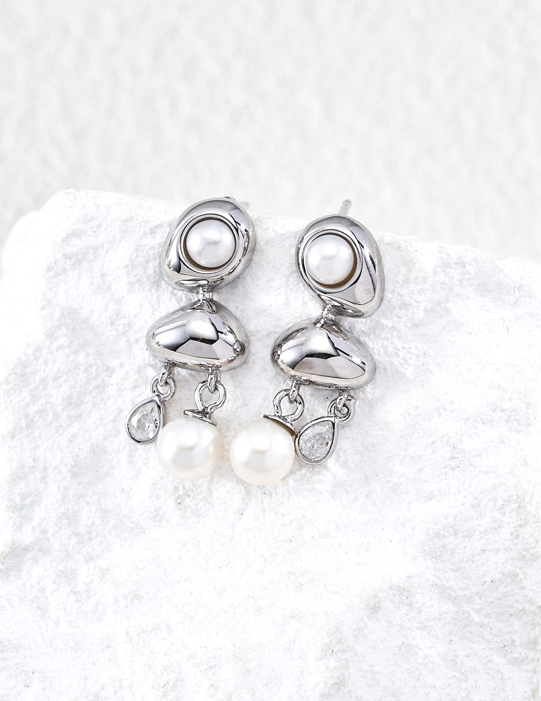 925 Sterling Silver Teardrop Natural Pearl and Cubic Zirconia Earrings - Vintage Gold