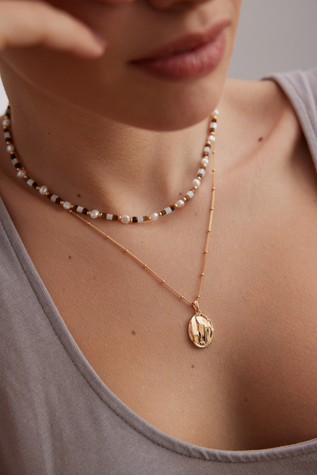 925 Sterling Silver Pearl, Mother of Pearl and Tiger’s Eye Necklace