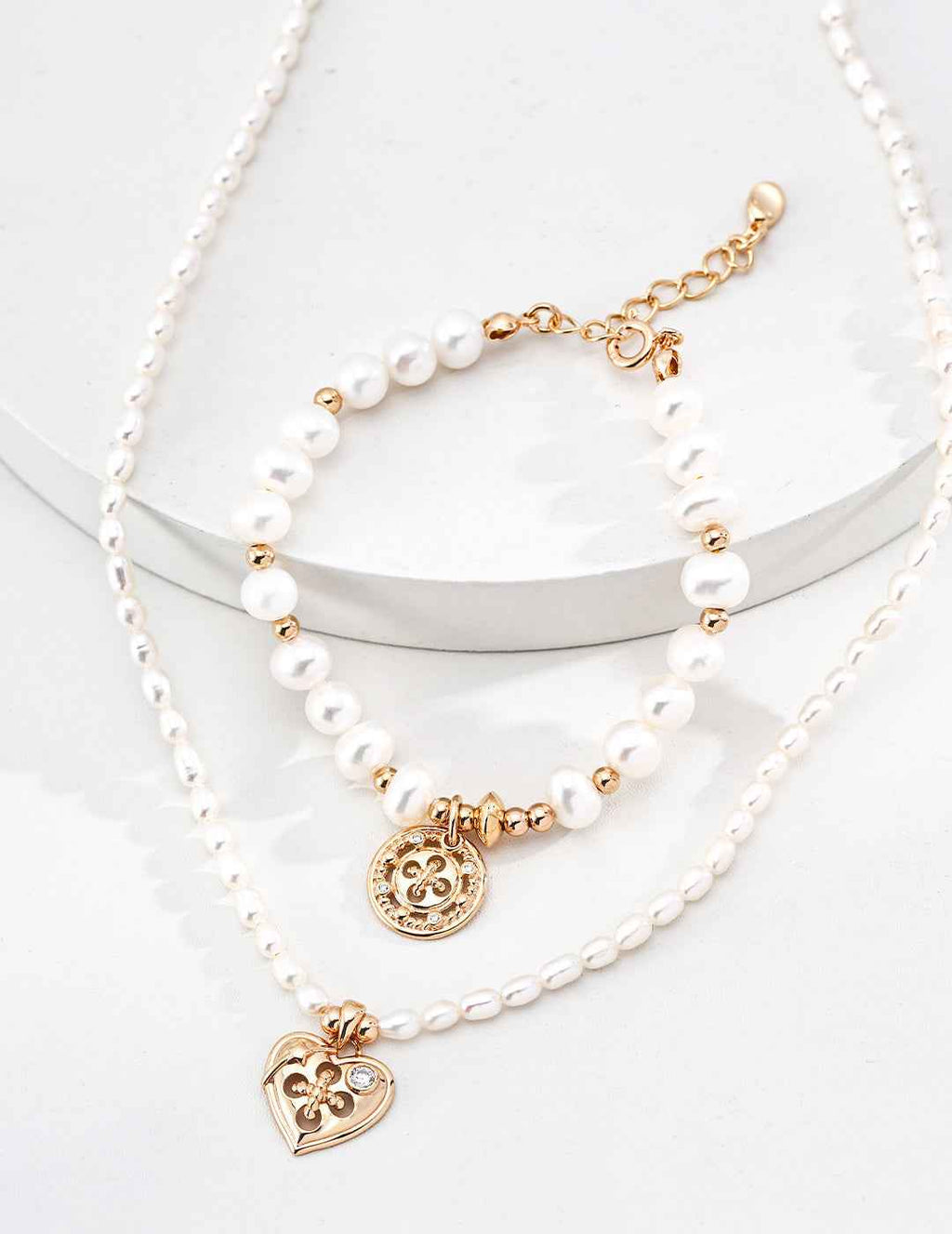 925 Sterling Silver Pearl Zircon Knot Bracelet