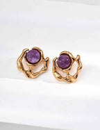 925 sterling silver stud earrings with amethyst stone in organic irregular frame, vintage gold tone, approx. 2 cm