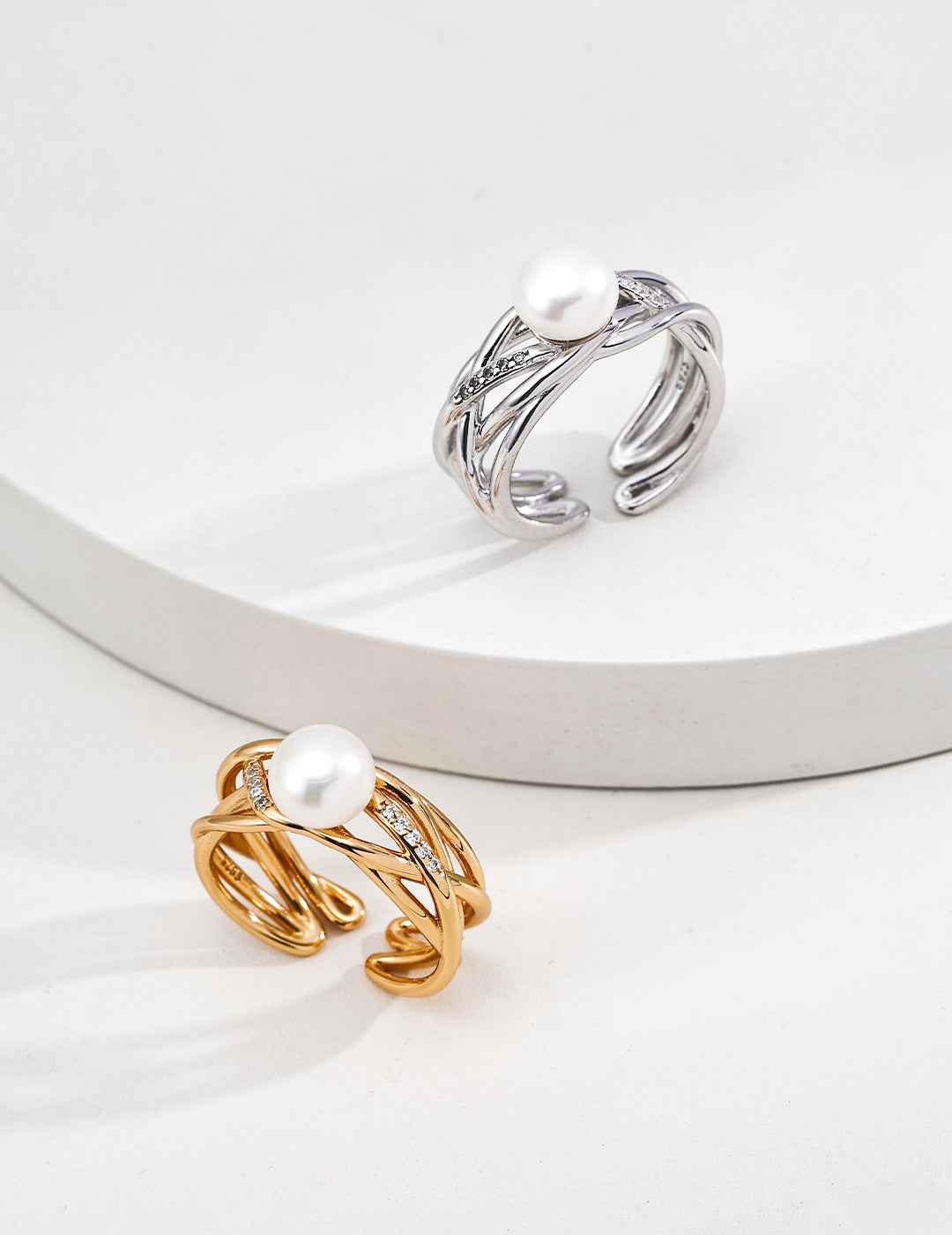 925 sterling silver ring, front view