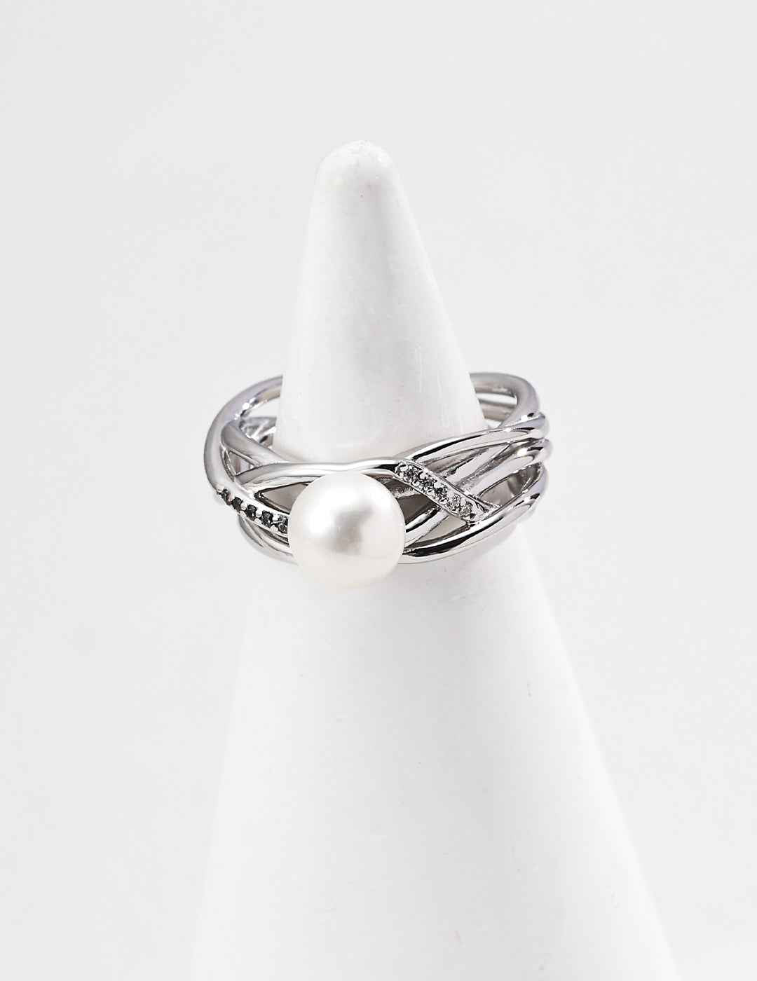 925 sterling silver ring in silver