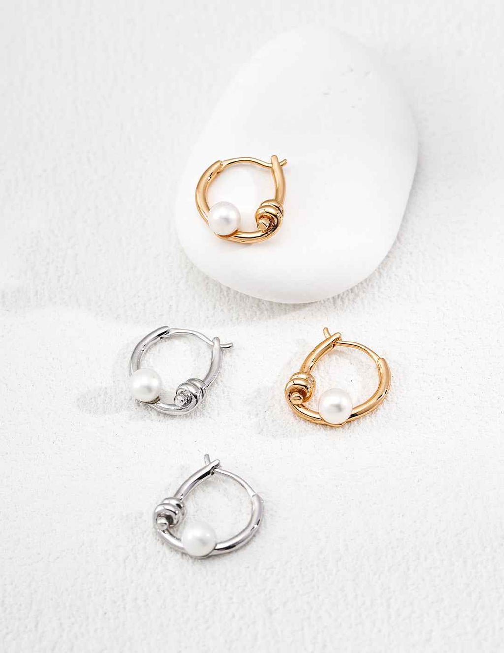 925 sterling silver curved line hoop earrings with single natural pearl accent, vintage gold tone, approx. 1.8 cm