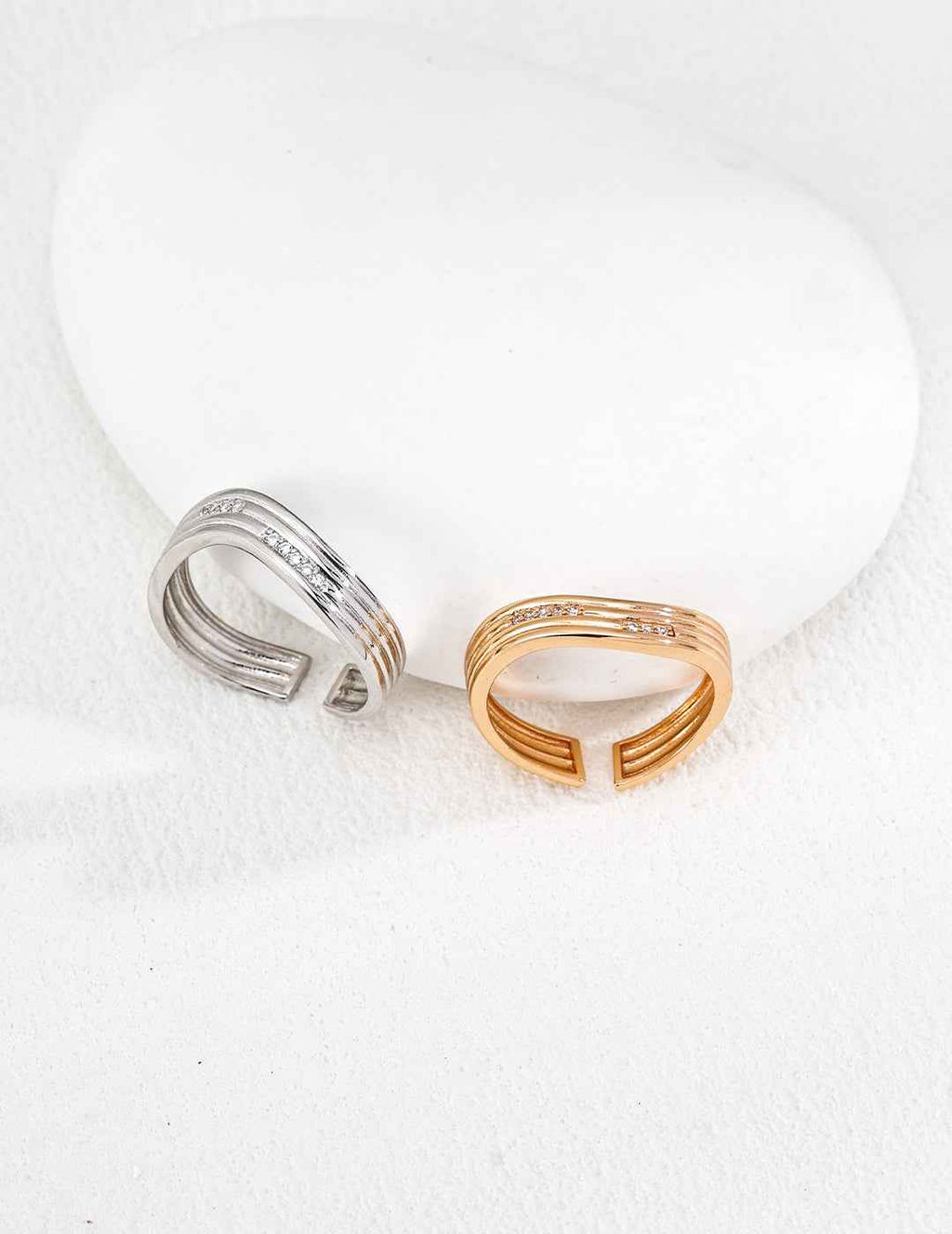 925 sterling silver ring, front view
