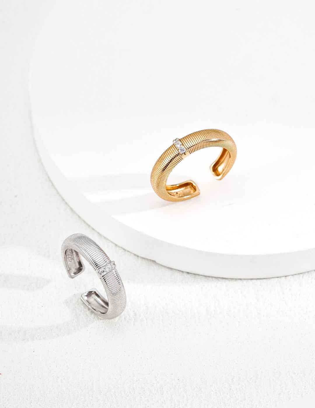 925 sterling silver ring, front view