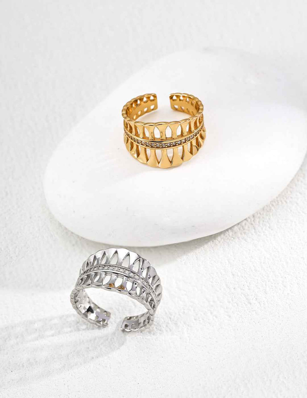 925 sterling silver ring, front view