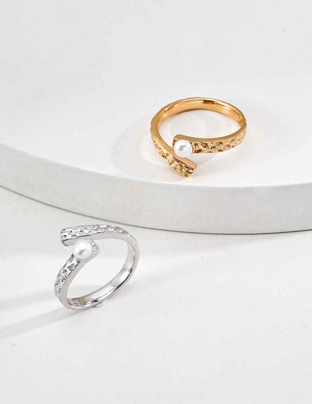 925 sterling silver ring, front view