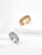925 sterling silver ring, front view