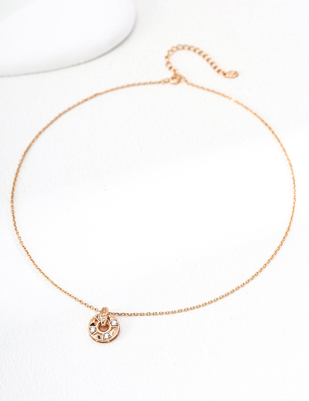 925 sterling silver coin pendant necklace showing gold and silver tone variants
