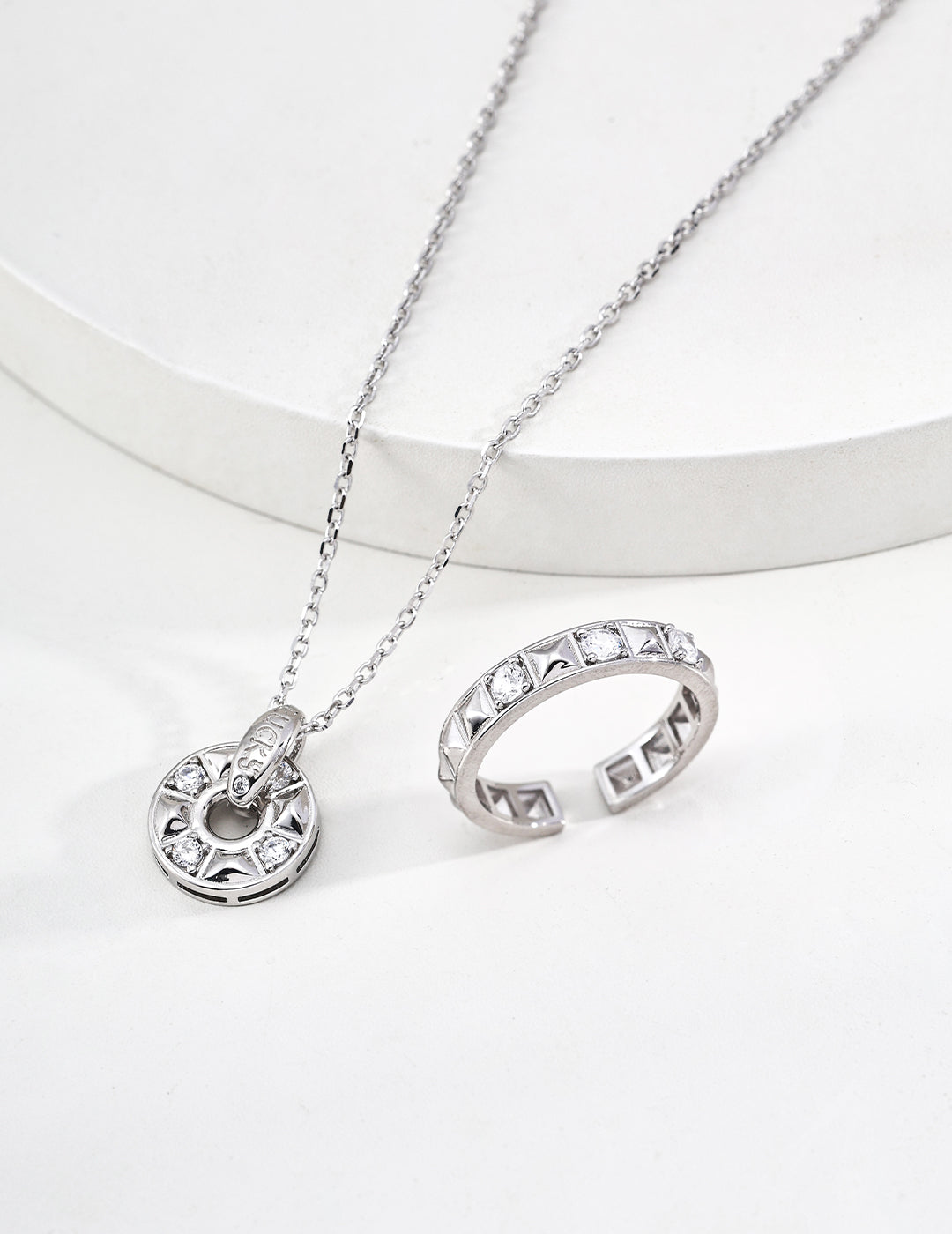 Full length view of 925 sterling silver coin pendant necklace, 40 cm chain