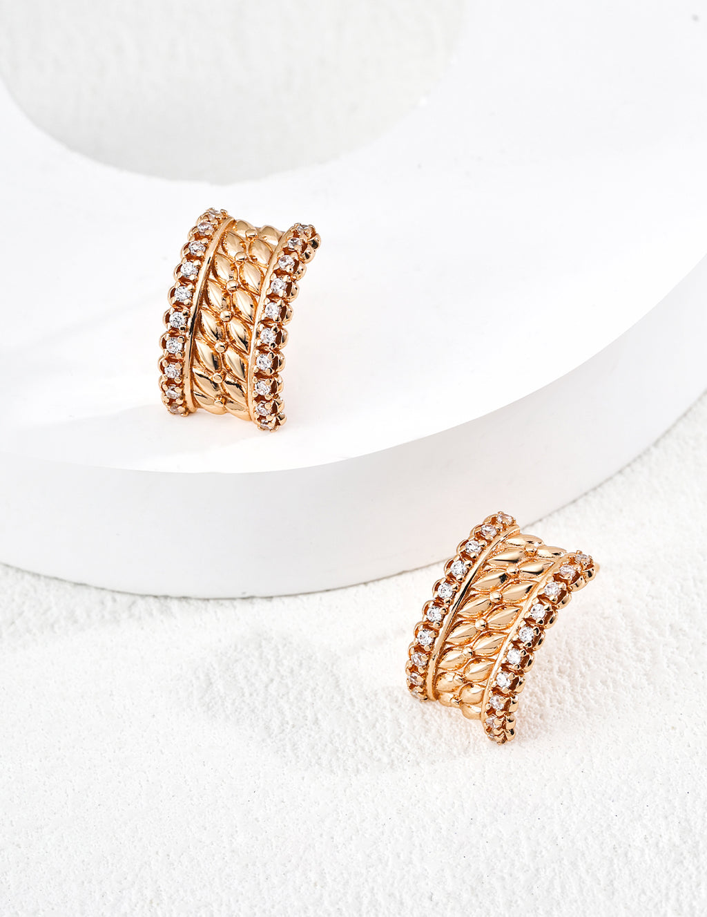 925 sterling silver cubic zirconia textured stud earrings, silver tone version