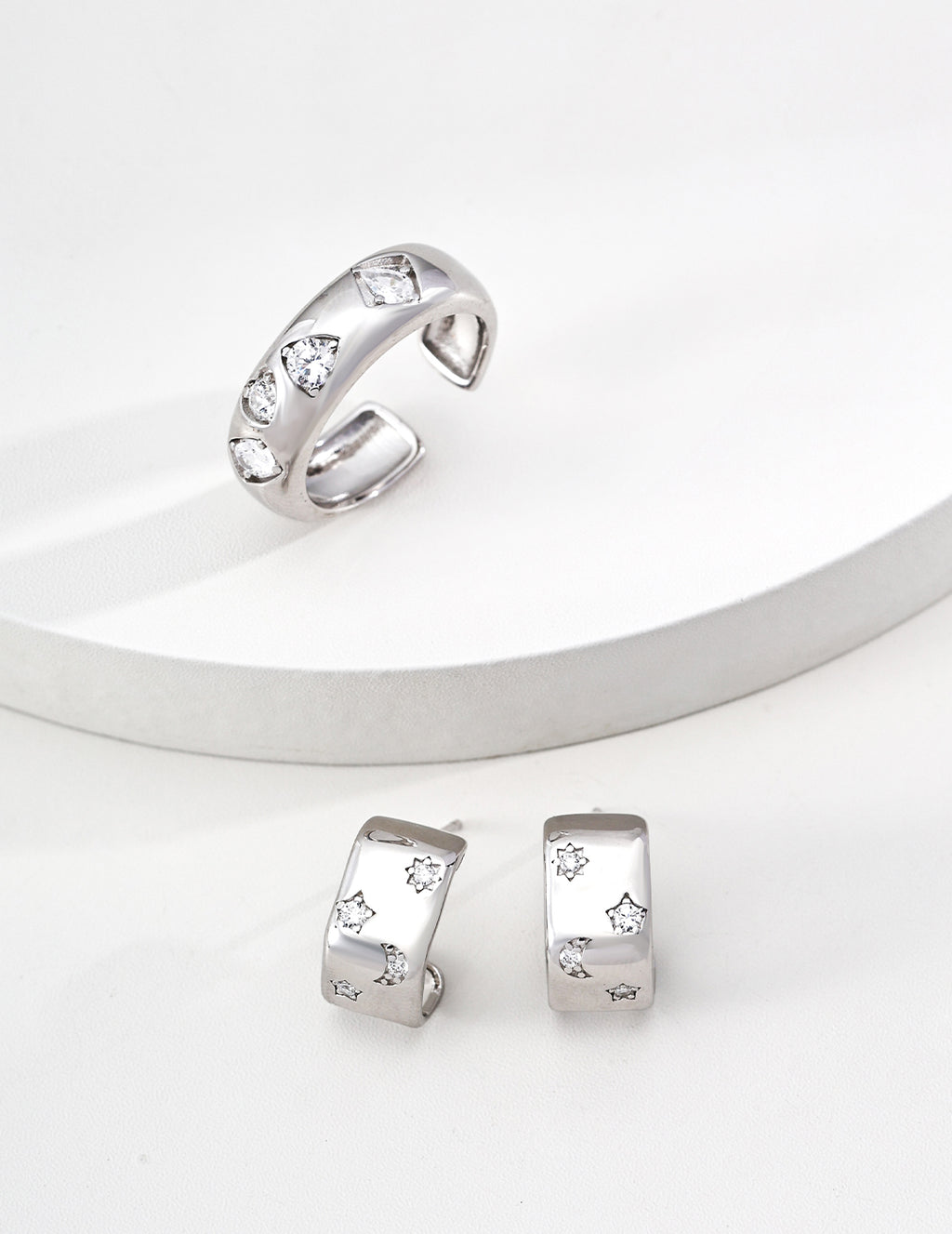 925 sterling silver hoop earrings worn on model