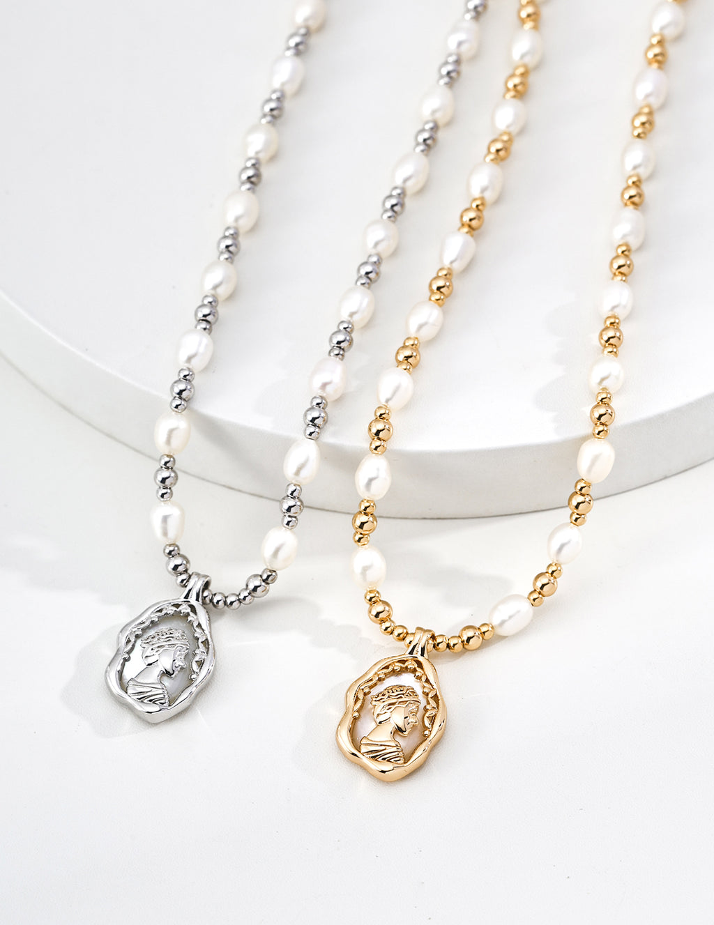 925 sterling silver pendant necklace, front view