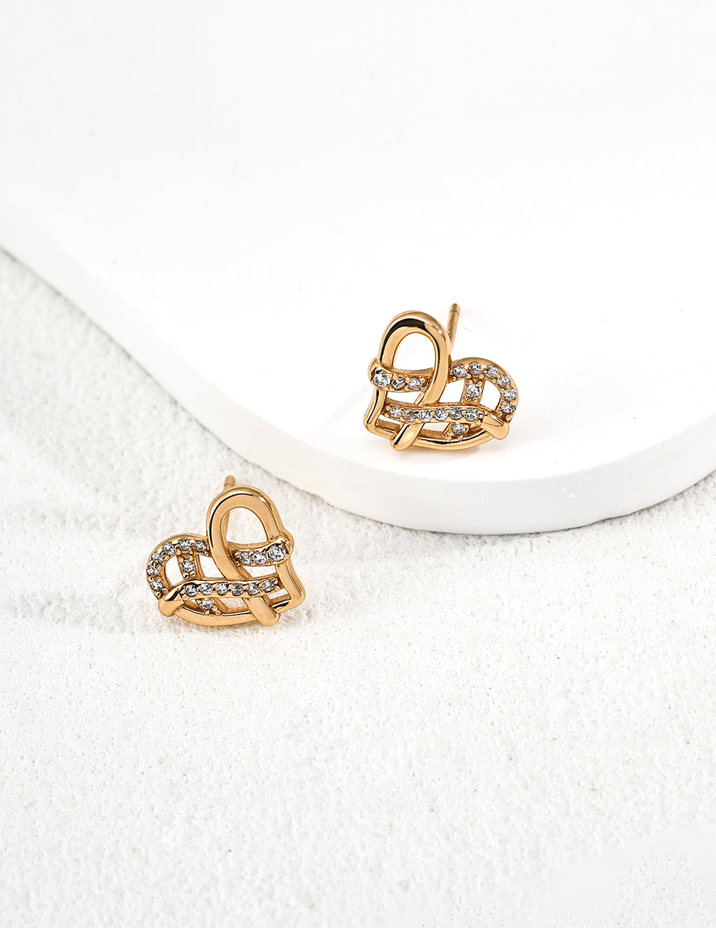 925 sterling silver stud earrings in vintage gold