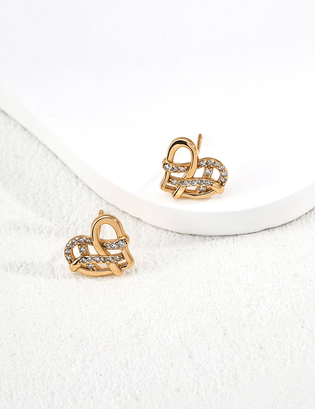 925 sterling silver stud earrings in vintage gold