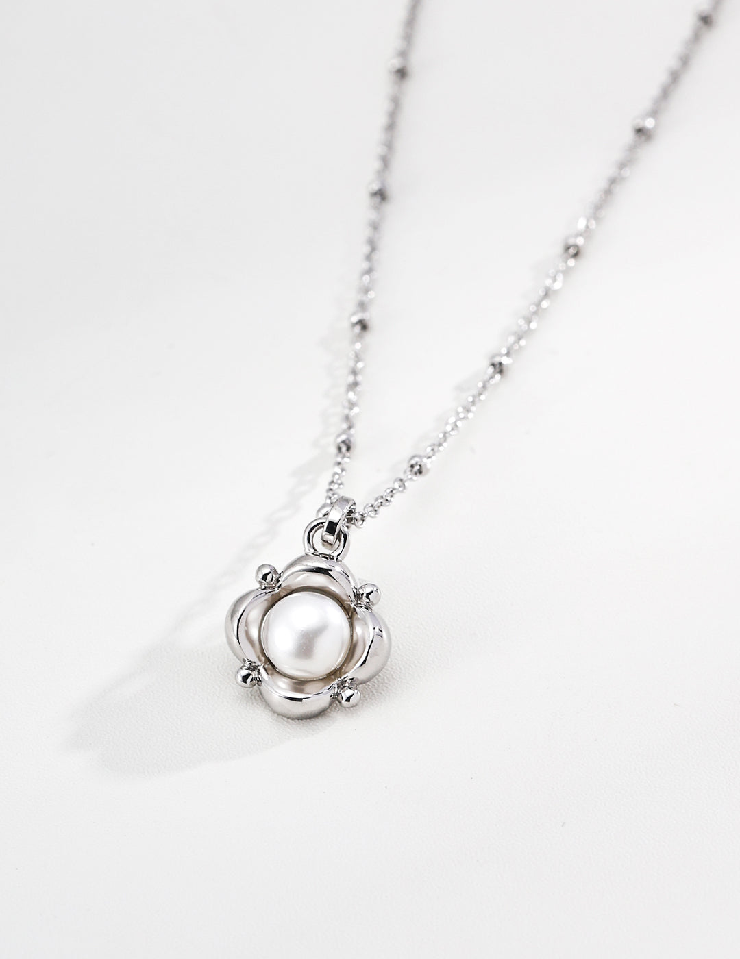 925 sterling silver pendant necklace in silver
