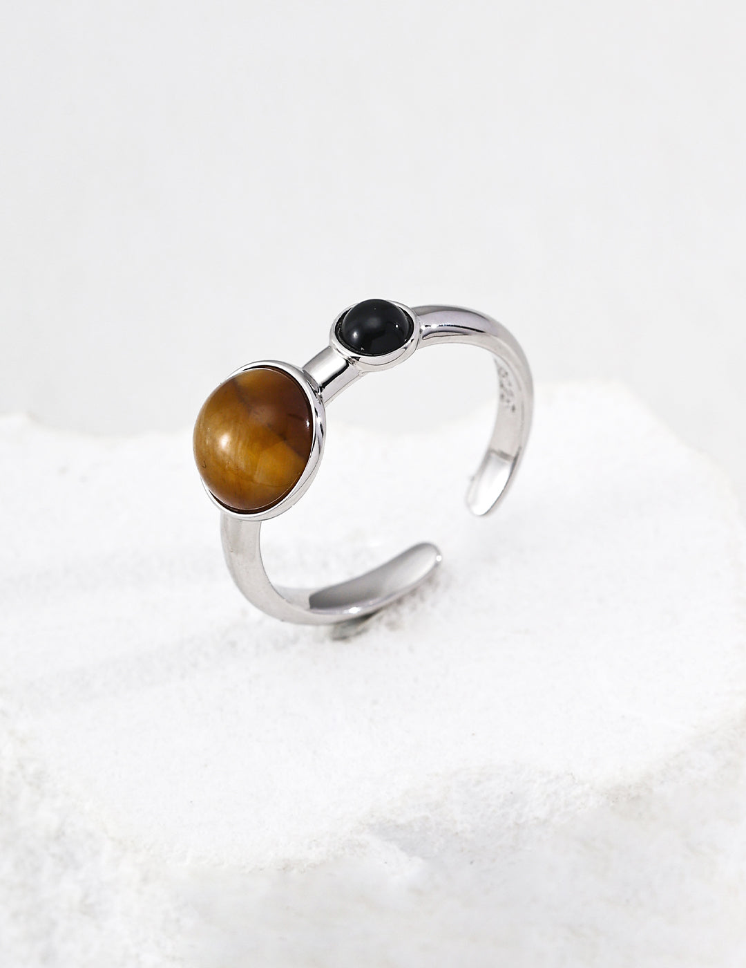 925 sterling silver ring in silver