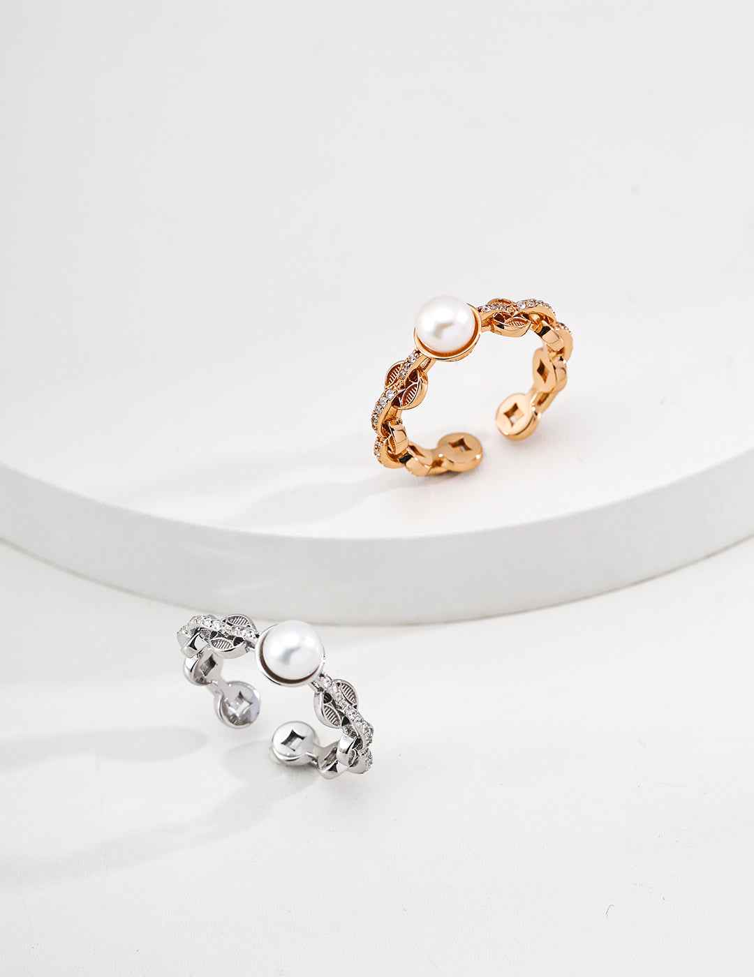 925 sterling silver ring, front view