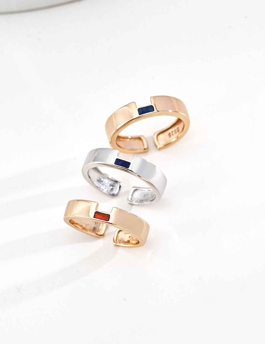 925 sterling silver ring, side view