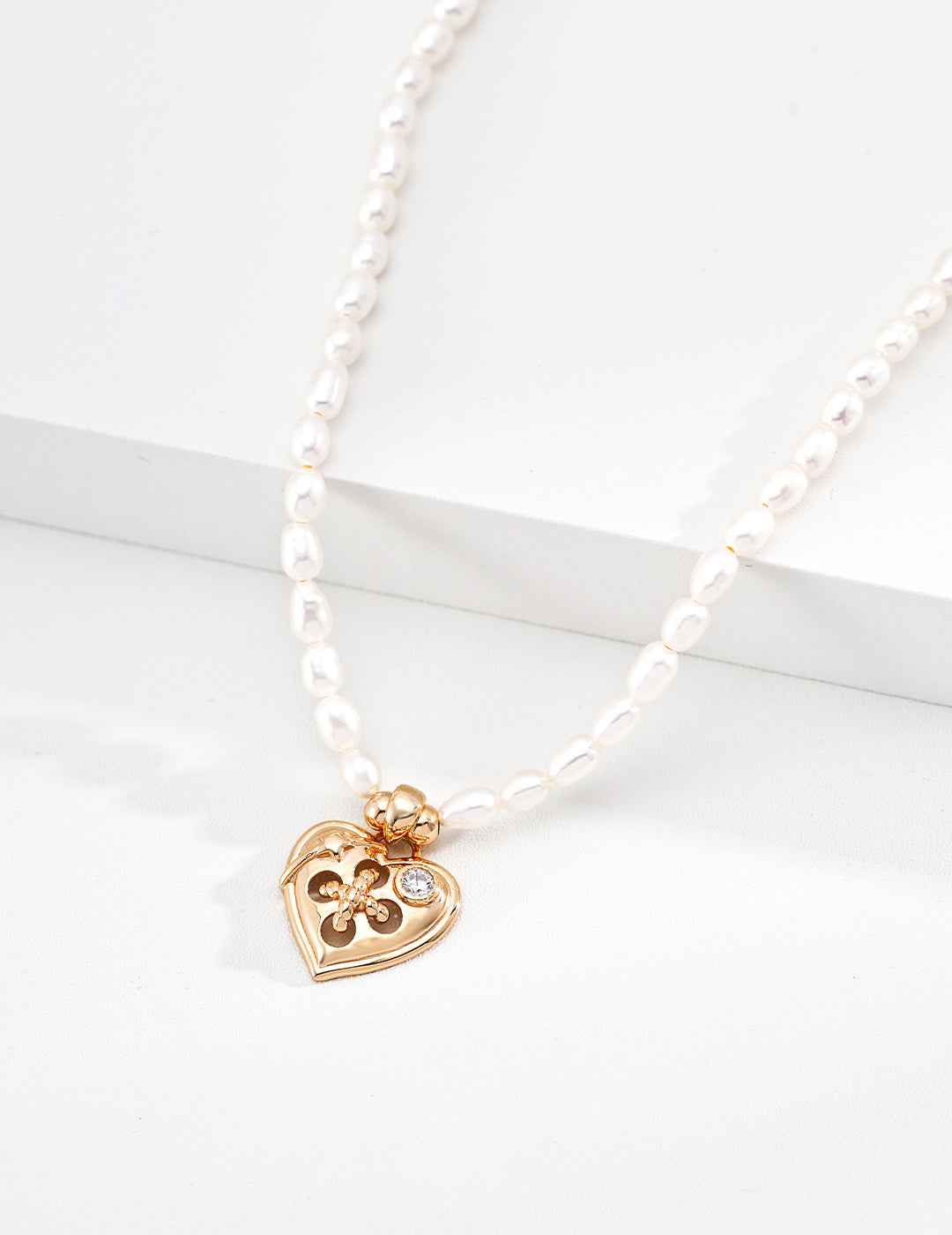 925 sterling silver pendant necklace in vintage gold