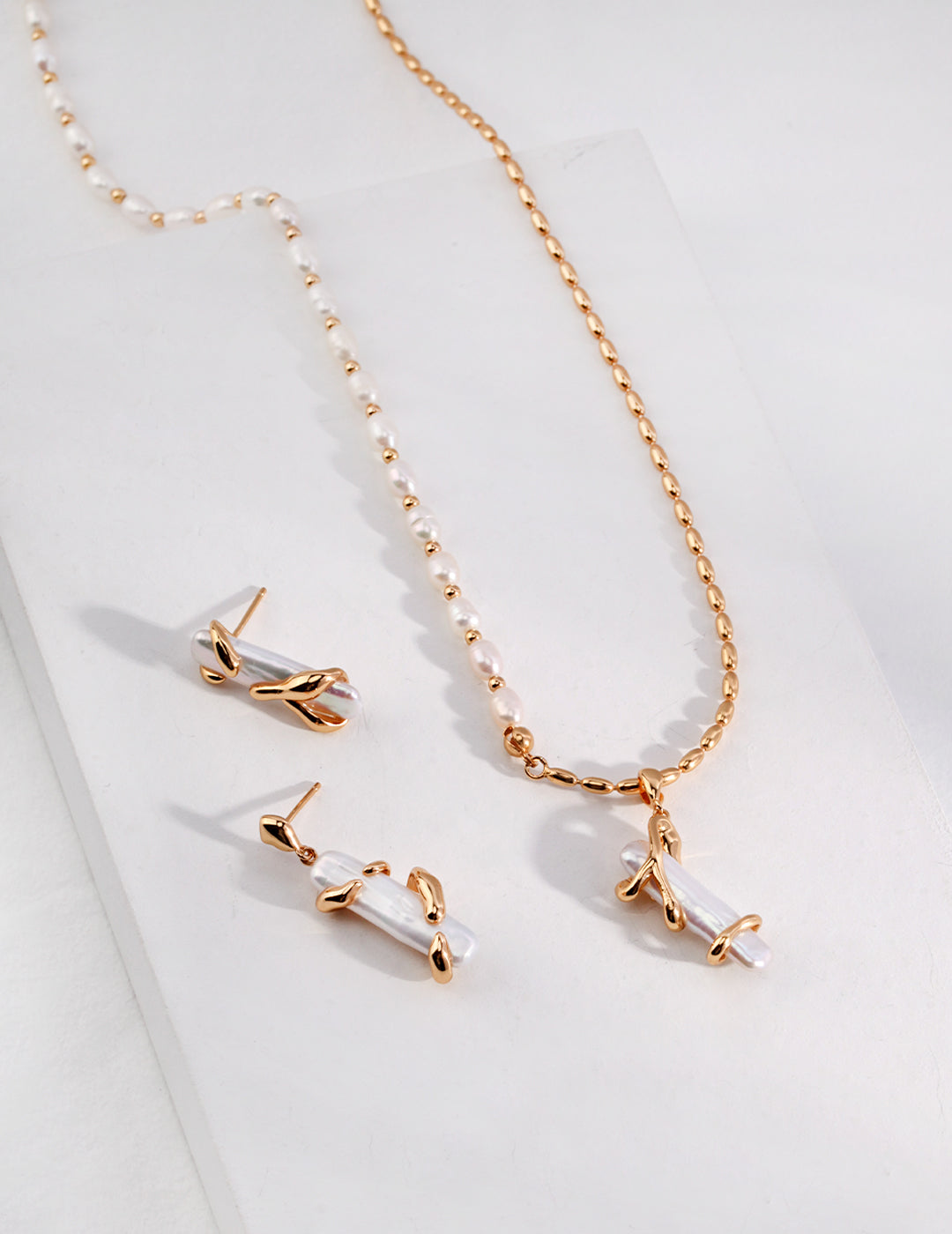 925 Sterling Silver Natural Pearl Necklace - Silver