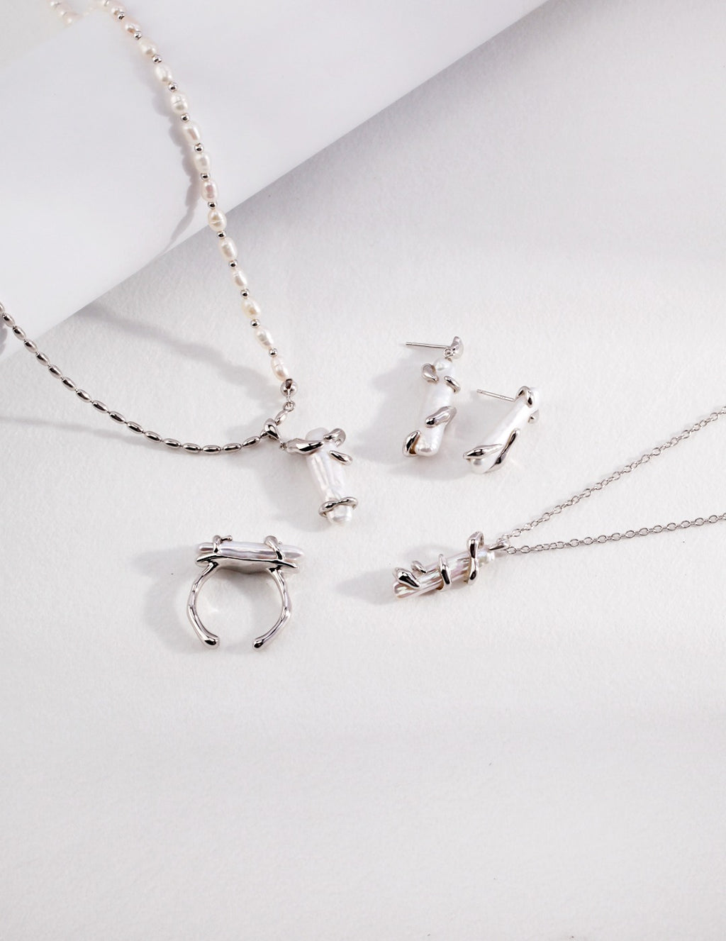 925 Sterling Silver Natural Pearl Necklace - Silver