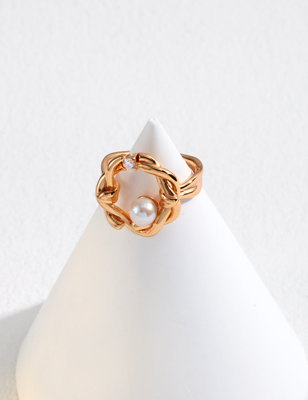 925 Sterling Silver Willow Natural Pearl and Cubic Zirconia Ring - Silver