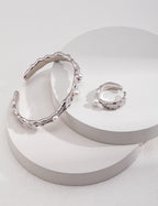 925 Sterling Silver Floral Natural Pearl Bangle - Silver