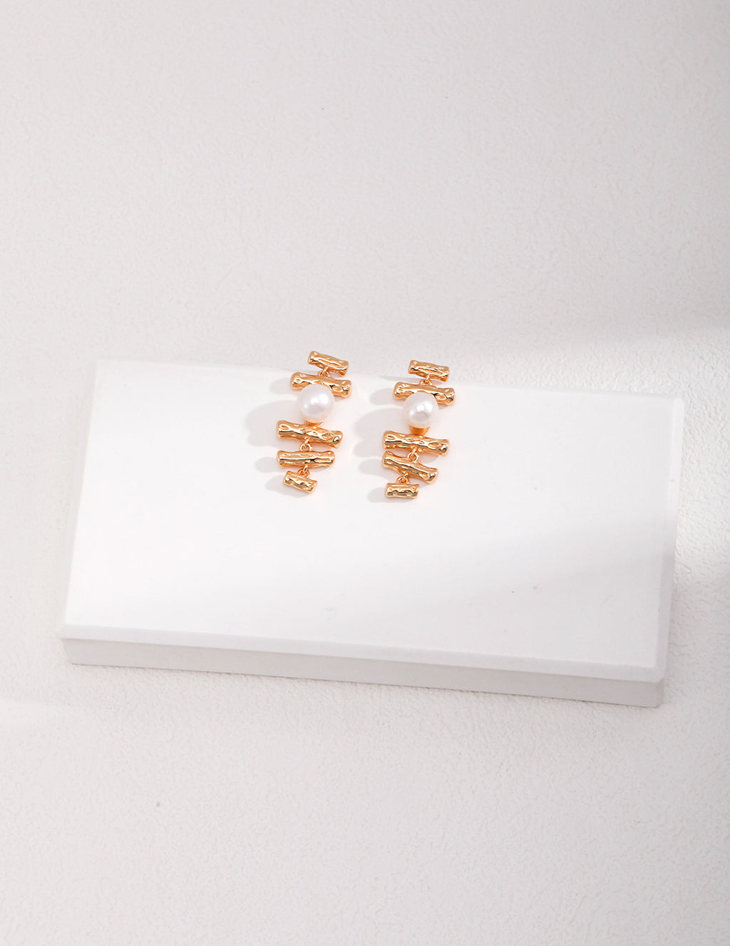925 Sterling Silver Natural Pearl Earrings - Silver