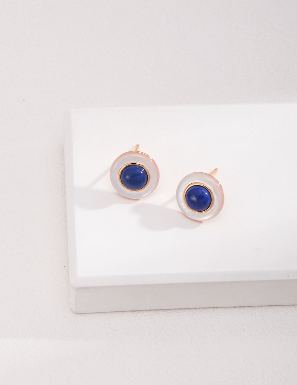 925 Sterling Silver Lapis Lazuli and 白母贝 Earrings - Silver