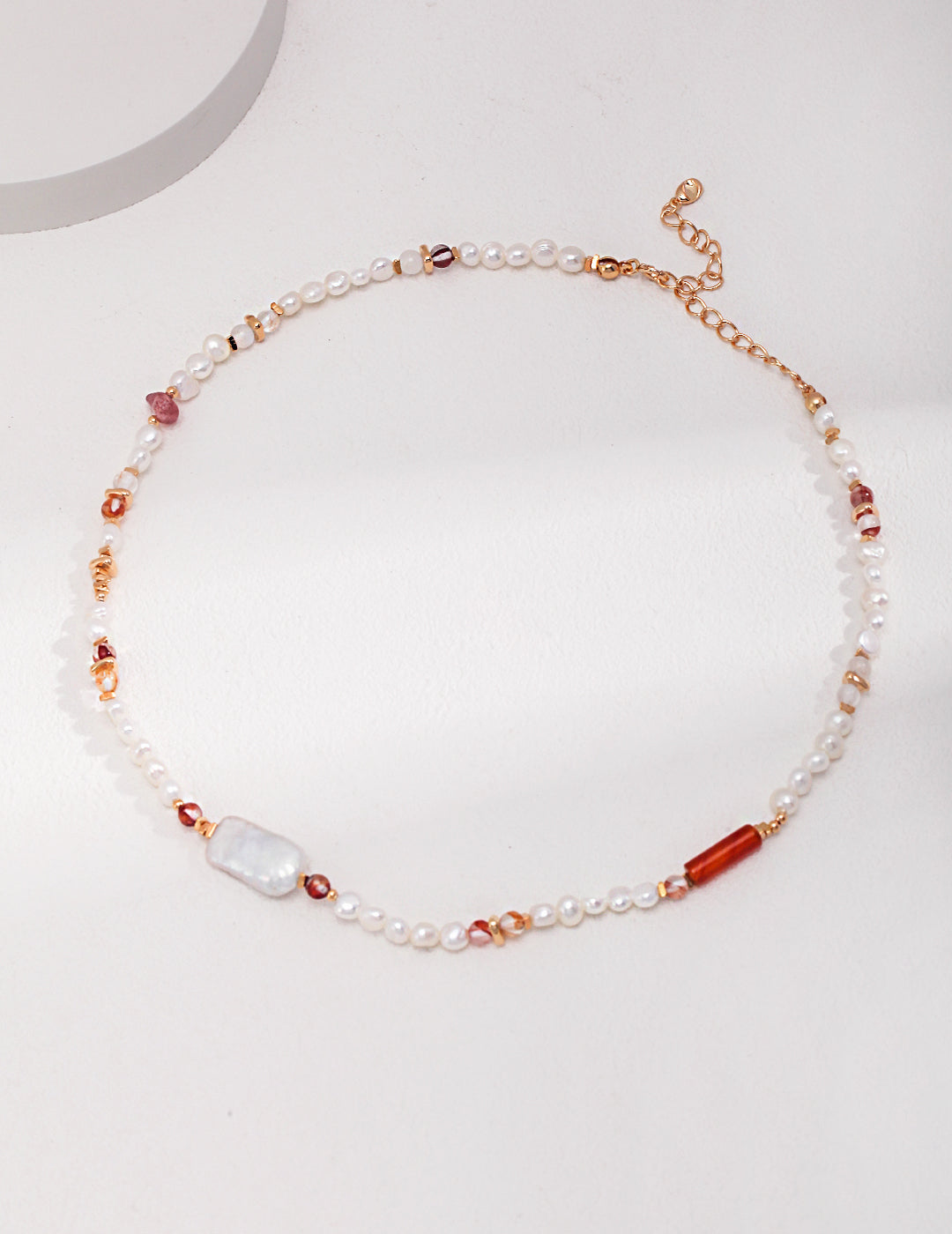 925 Sterling Silver 草莓晶碎石 and Natural Pearl Necklace - Silver