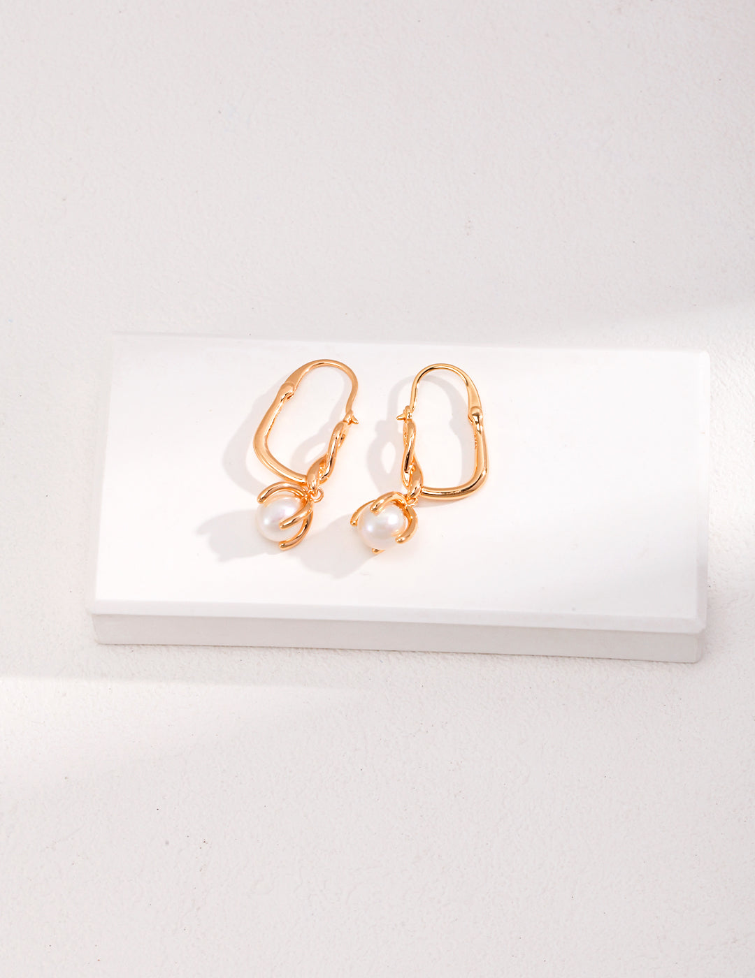 925 Sterling Silver Natural Pearl Earrings - Vintage Gold