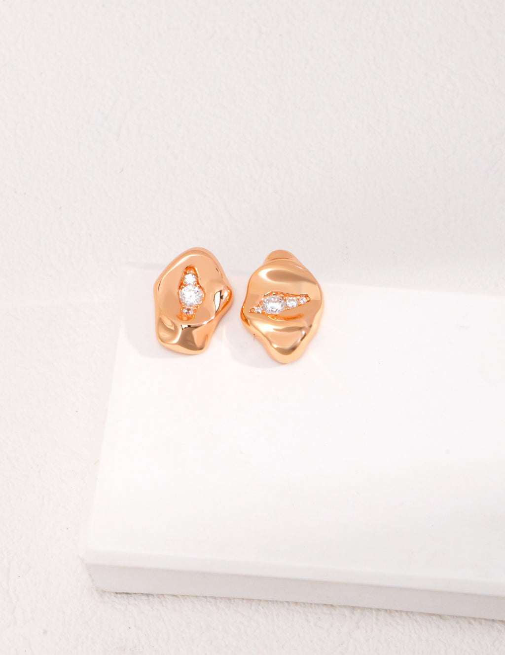 925 Sterling Silver Cubic Zirconia Earrings - Silver
