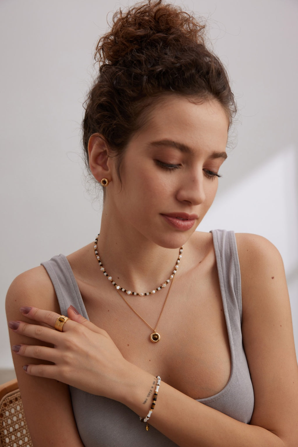925 Sterling Silver Pearl, Mother of Pearl and Tiger’s Eye Necklace