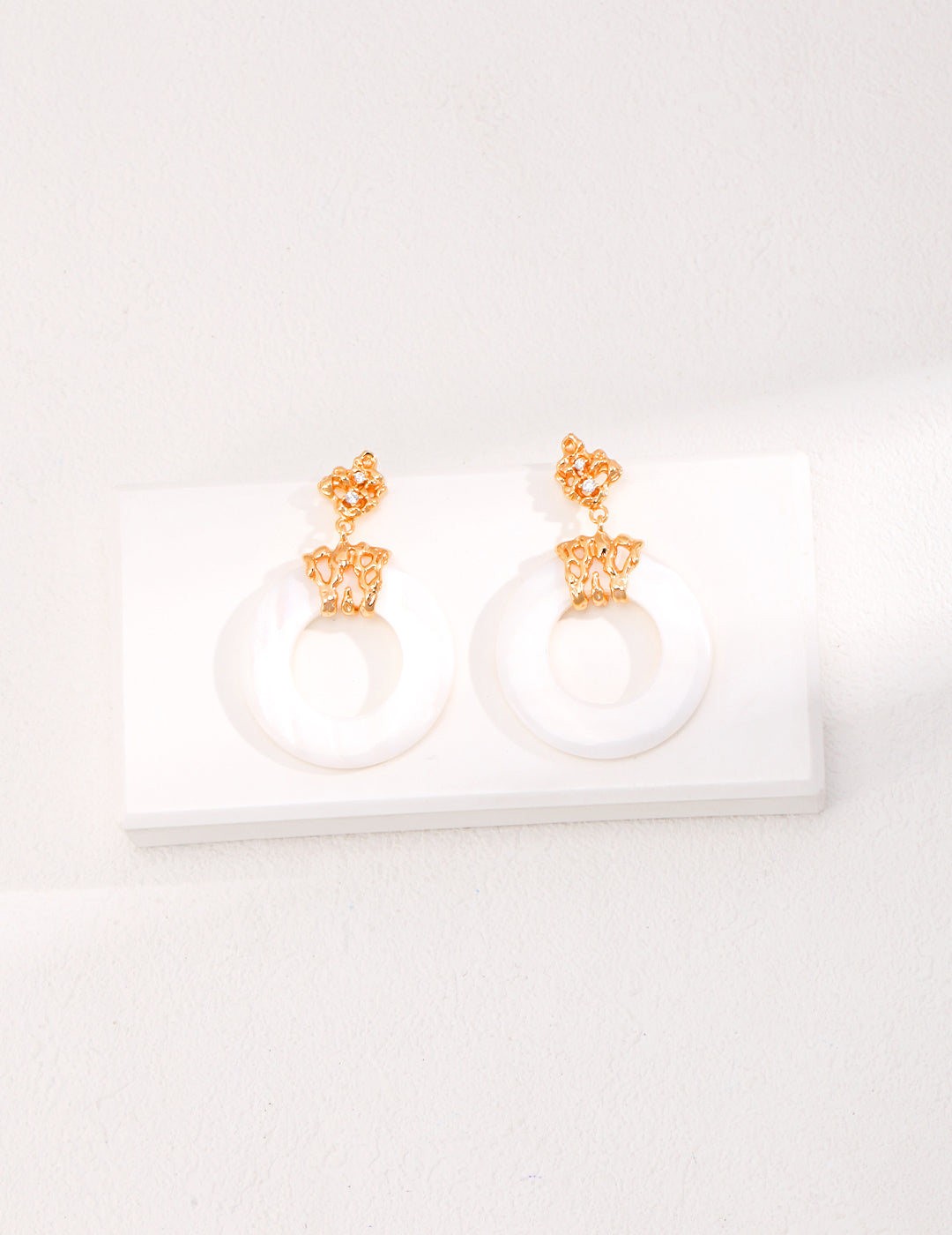 925 Sterling Silver Shell Earrings - Silver