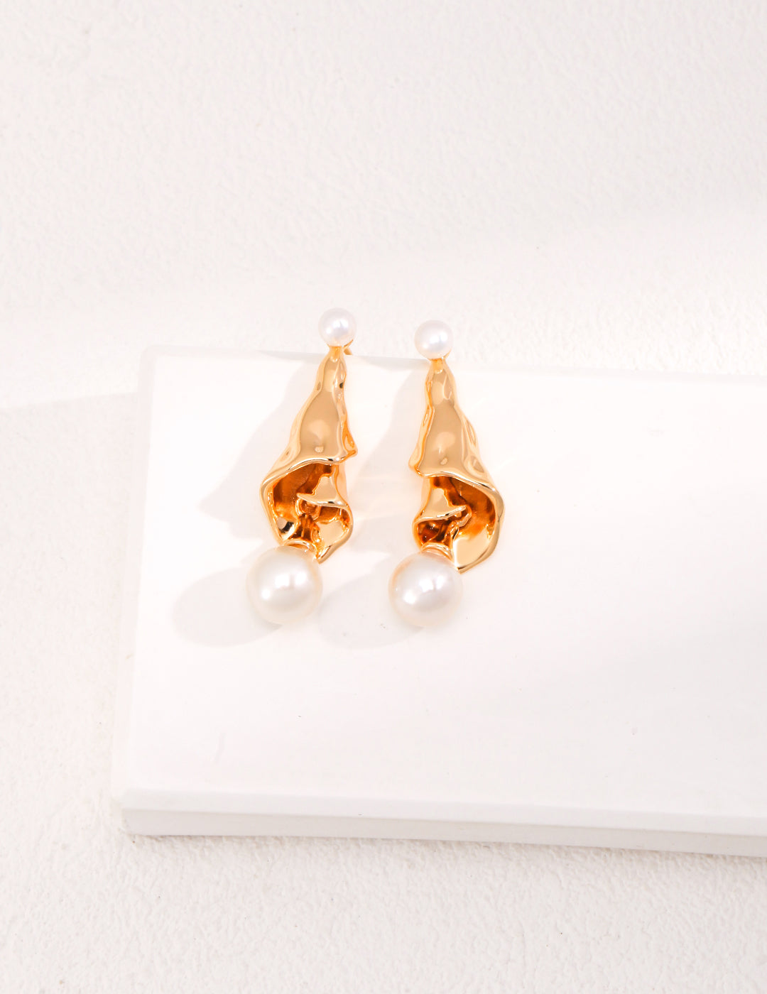 925 Sterling Silver Natural Pearl Drop Earrings, close-up detail